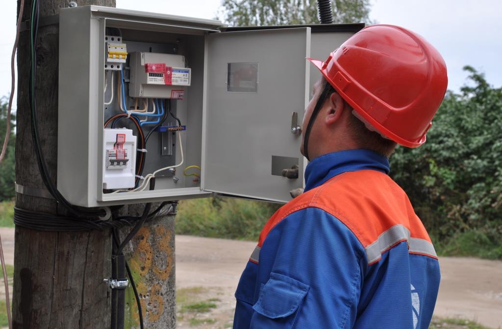 В Усть-Лабинском районе подключили 520 новых энергопотребителей 