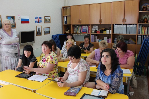 Администрация Усть-Лабинского района поздравляет с Днём воспитателя