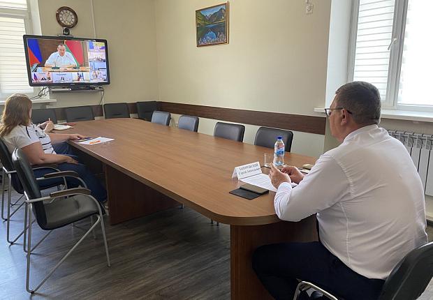 Глава муниципалитета Сергей Запорожский принял участие в видео - конференции   под председательством губернатора