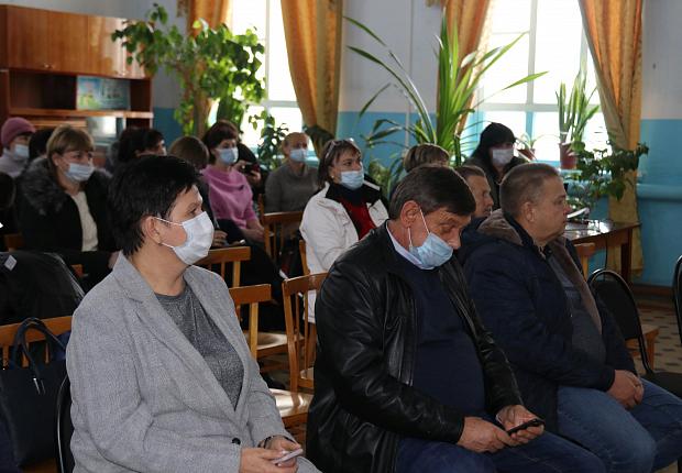 В Усть-Лабинском районе открылись отчётные сессии глав поселений