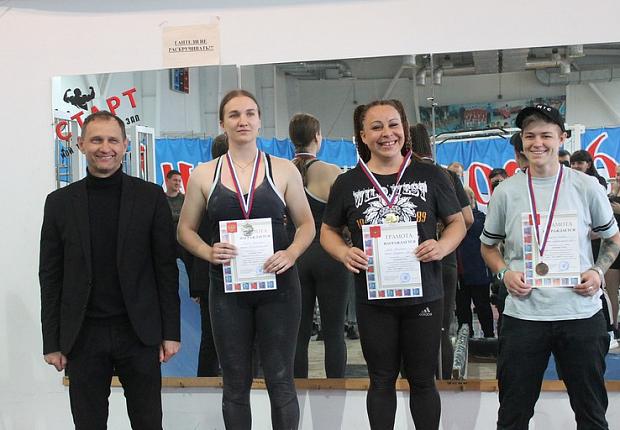 Состоялся Чемпионат Усть-Лабинского района по мас-рестлингу