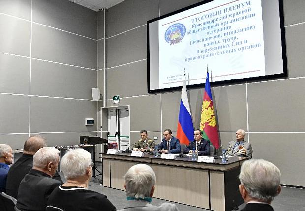 Совет ветеранов Усть-Лабинского района получил новый Renault 