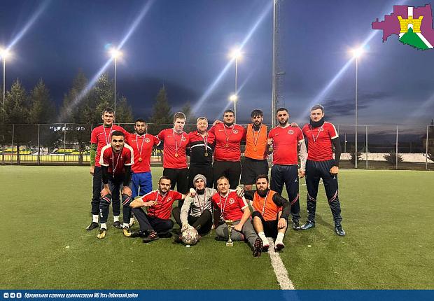 Кубок зимнего первенства по футболу