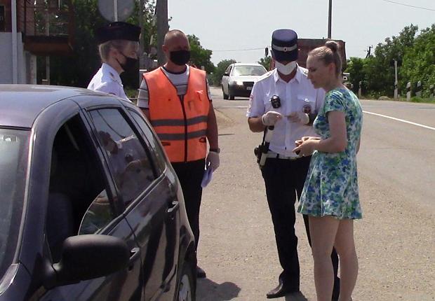 В Усть-Лабинском районе провели акцию «Железнодорожный переезд»