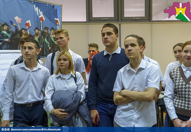 В рамках проекта «Школа финансовой грамотности» для студентов Ладожского многопрофильного техникума стартовал семинар «Основы налоговой грамотности»