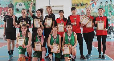 Городская команда по стритболу стала лучшей в Усть-Лабинском районе