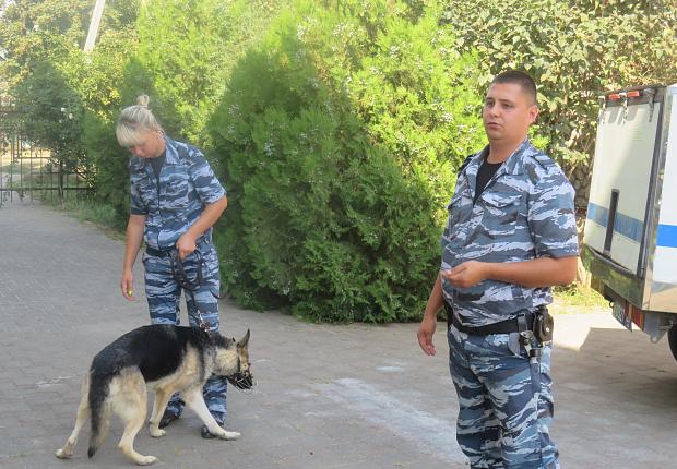 С воспитанниками центра «Созвездие» встретились полицейские и общественники