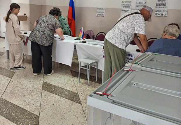 Продолжается активное голосование на выборах Губернатора Краснодарского края и депутатов Совета Усть-Лабинского района